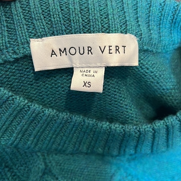 Amour Vert Jude Short Sleeve wool Sweater in Jadeite Size XS - Picture 7 of 8